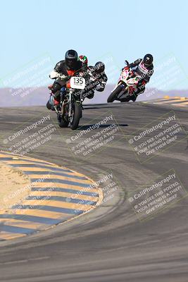 media/Jan-10-2025-CVMA Friday Practice (Fri) [[489e0da257]]/Group 4 and Trackday/Session 3 (Turns 9 and 10)/